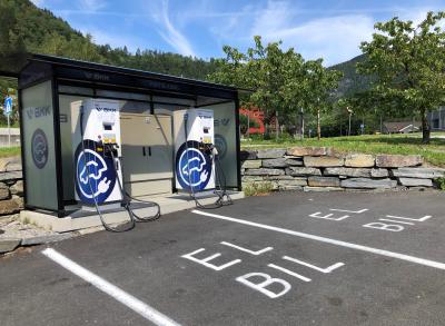 Bilde av ladestasjonen.