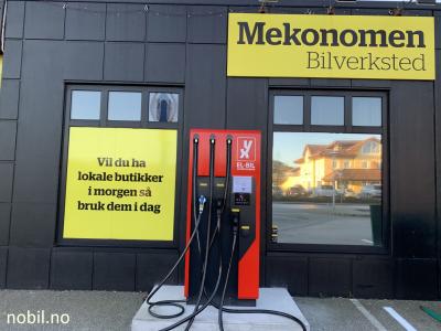 Bilde av ladestasjonen.
