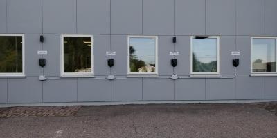 Bilde av ladestasjonen.